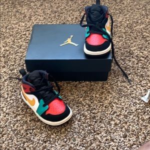 Toddler Jordan high top sneakers